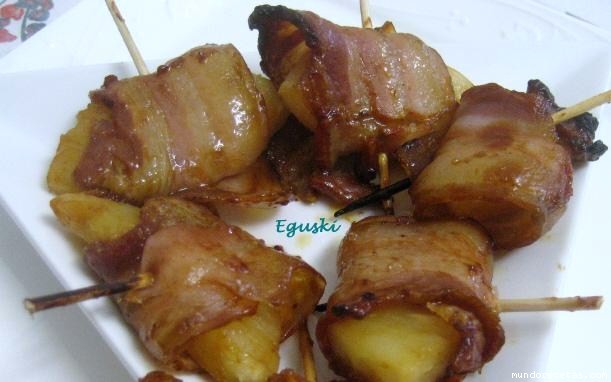 Receta de Pintxos de bacón y piña Receta de Pintxos de bacón y piña