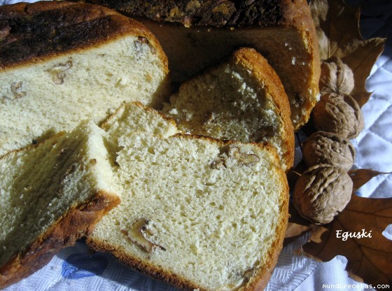 Receta de Pan de roquefort y nueces (Thermomix & FussionCook) Receta de Pan de roquefort y nueces (Thermomix & FussionCook)