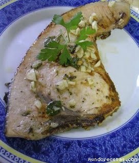 Receta de PEz espada con salsa de limón y menta Receta de PEz espada con salsa de limón y menta