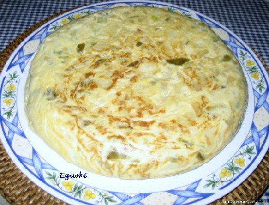 Receta de Tortilla de pisto con patatas y bacalao Receta de Tortilla de pisto con patatas y bacalao