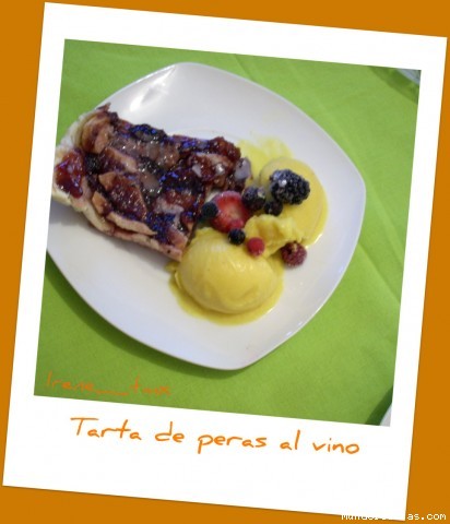 Receta de Tarta de peras al vino tinto Receta de Tarta de peras al vino tinto