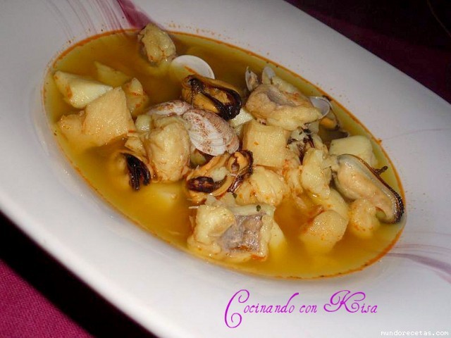 Receta de SOPA DE MARISCO Y PESCADO (fussioncook) Receta de SOPA DE MARISCO Y PESCADO (fussioncook)