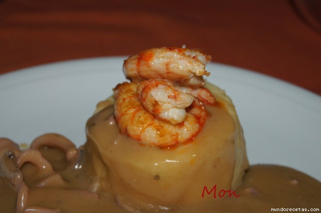 Receta de Calamares en salsa con pastelitos de alubias (thermomix)