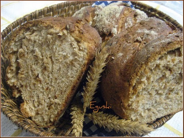 Receta de Pan tres harinas y cebolla frita (Thermomix) Receta de Pan tres harinas y cebolla frita (Thermomix)