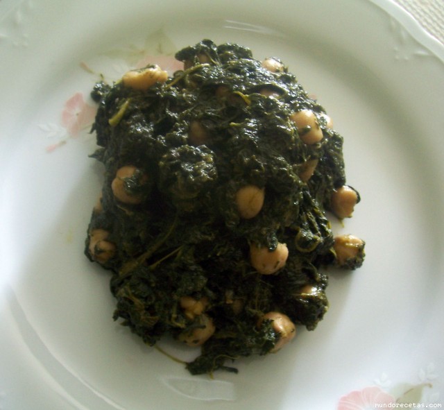 Receta de Espinacas con Garbanzos (Estepa) Receta de Espinacas con Garbanzos (Estepa)