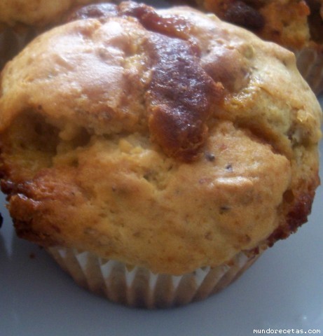 Receta de Muffins de Chocolate Blanco y Pistachos Receta de Muffins de Chocolate Blanco y Pistachos