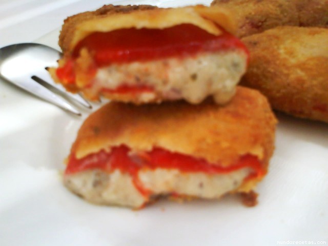 Receta de Pimientos piquillo rellenos de bechamel de setas Receta de Pimientos piquillo rellenos de bechamel de setas