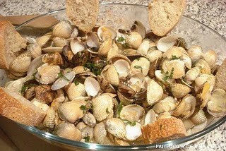 Receta de Almejas y berberechos a la cerveza (Italia) Receta de Almejas y berberechos a la cerveza (Italia)