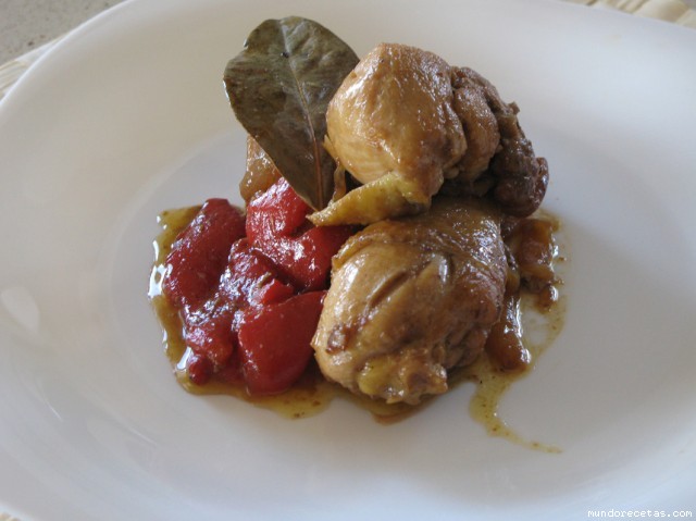 Receta de Pollo con pimientos y laurel