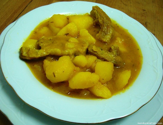 Receta de Papas Guisas con Costillas Receta de Papas Guisas con Costillas