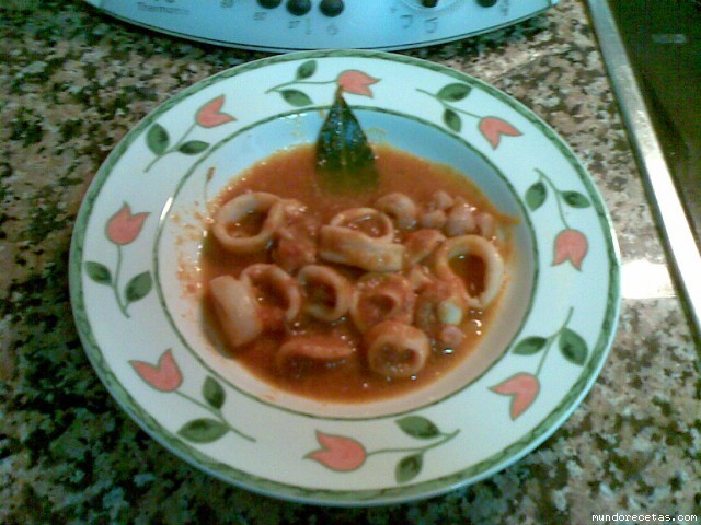 Receta de CALAMARES A LA ESPERANZA-TH Receta de CALAMARES A LA ESPERANZA-TH