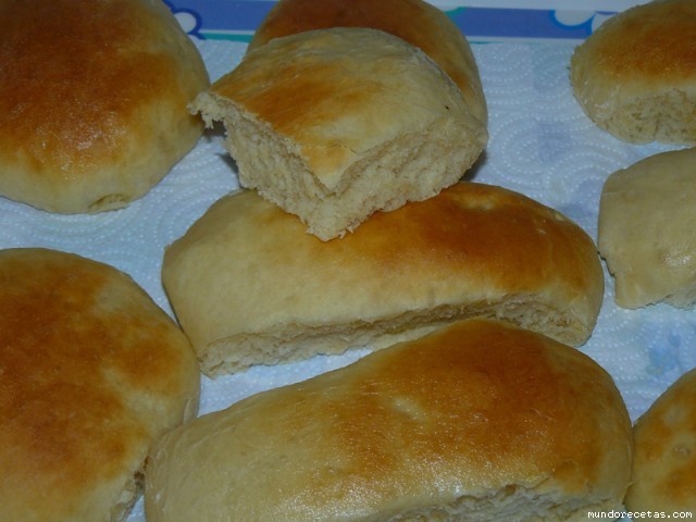 Receta de Panecillos para hot-dogs (Perritos calientes) Receta de Panecillos para hot-dogs (Perritos calientes)