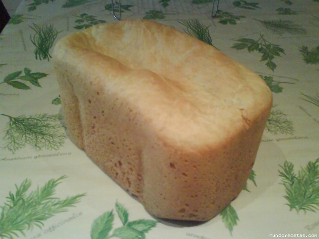 Receta de PAN DE MOLDE EN PANIFICADORA Receta de PAN DE MOLDE EN PANIFICADORA