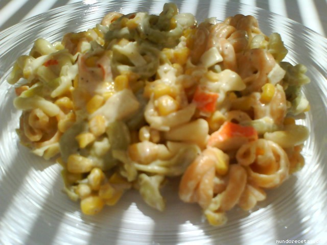 Receta de PASTA CON MAIZ Y SURIMI Receta de PASTA CON MAIZ Y SURIMI