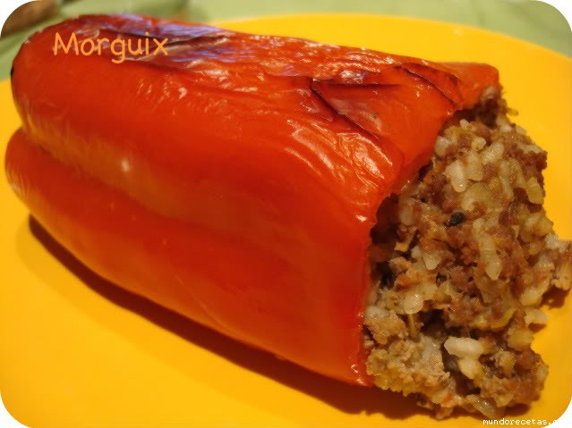 Receta de Pimientos rellenos de arroz y carne picada (Thermomix) Receta de Pimientos rellenos de arroz y carne picada (Thermomix)