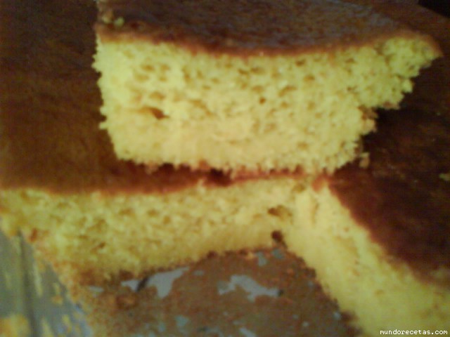 Receta de BIZCOCHO DE NARANJA (TUNEO F)