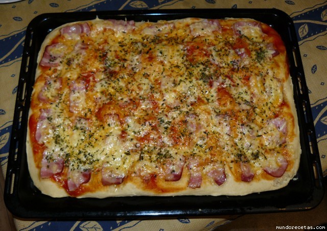 Receta de Pizza carbonara (Capisi) Receta de Pizza carbonara (Capisi)