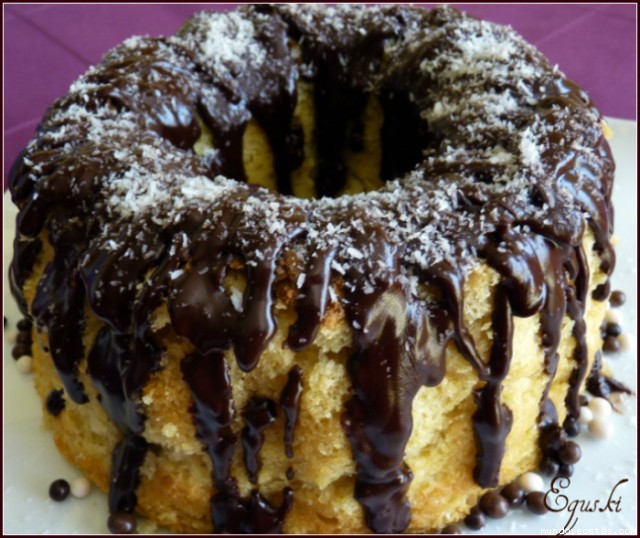 Receta de Pastel bombón de coco (Fussioncook) Receta de Pastel bombón de coco (Fussioncook)