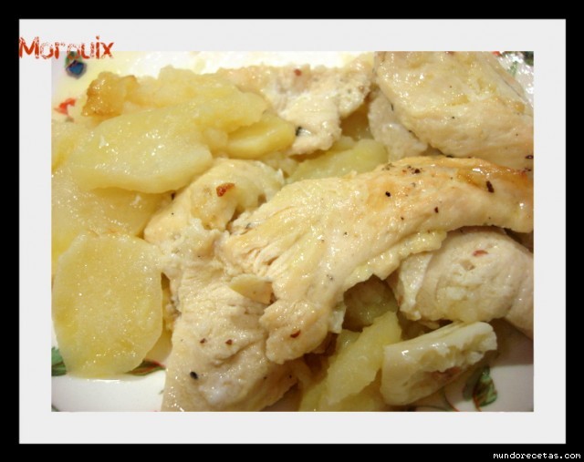 Receta de Pollo con patatas al ajo, aceite y limón Receta de Pollo con patatas al ajo, aceite y limón