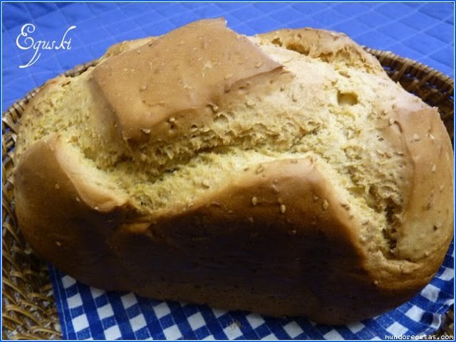Receta de Pan con semillas de sésamo (Panificadora SilverCrest) Receta de Pan con semillas de sésamo (Panificadora SilverCrest)