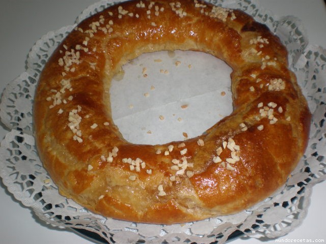 Receta de ROSCON DE HOJALDRE CON CREMA DE ALMENDRAS 2 Receta de ROSCON DE HOJALDRE CON CREMA DE ALMENDRAS 2