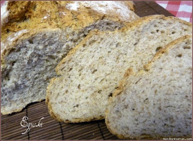 Receta de Pan de harina de trigo y centeno ecológico (Thermomix) Receta de Pan de harina de trigo y centeno ecológico (Thermomix)