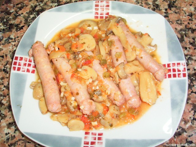 Receta de Salchichas de pollo en salsa...en gmd Receta de Salchichas de pollo en salsa...en gmd