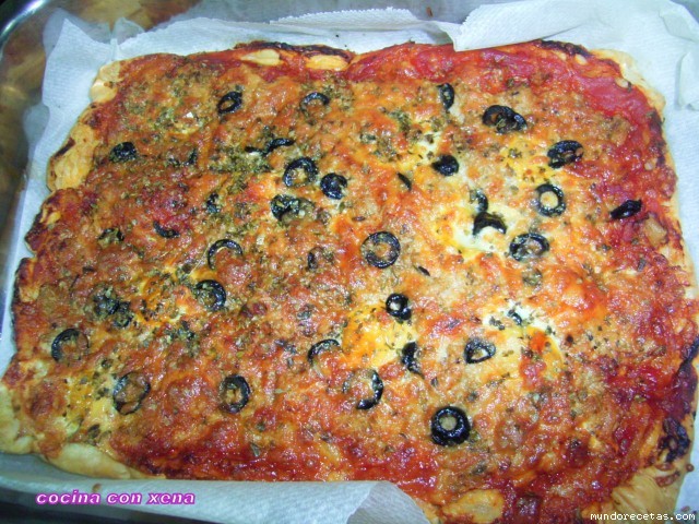 Receta de Pizza con huevos de codorniz y.....con masa de hojaldre Receta de Pizza con huevos de codorniz y.....con masa de hojaldre