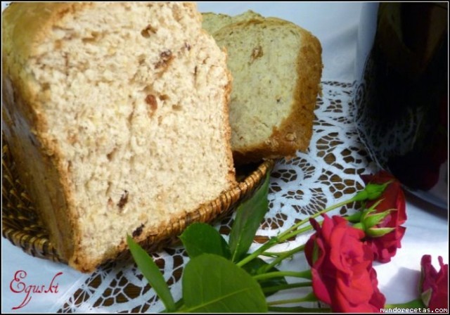 Receta de Pan con muesli de frutas (Panificadora SilverCrest) Receta de Pan con muesli de frutas (Panificadora SilverCrest)