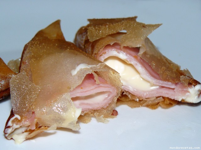 Receta de Samosas de jamón york y queso Receta de Samosas de jamón york y queso