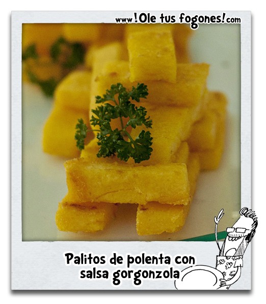 Receta de Palitos de polenta con salsa gorgonzola Receta de Palitos de polenta con salsa gorgonzola