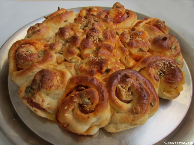 Receta de Pan flor. Brioche salado relleno Receta de Pan flor. Brioche salado relleno