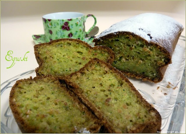 Receta de Plum-cake de calabacín al jengibre y cardamomo (Thermomix & Tradicional) Receta de Plum-cake de calabacín al jengibre y cardamomo (Thermomix & Tradicional)