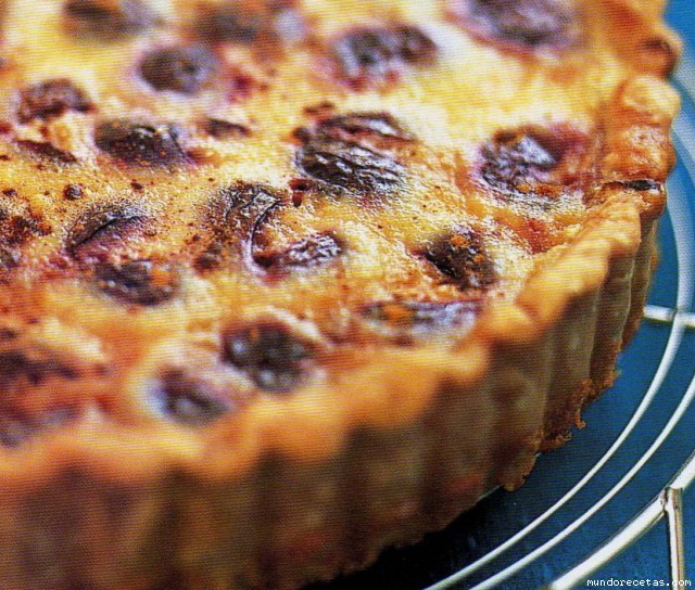 Receta de tarta de chocolate blanco y cerezas