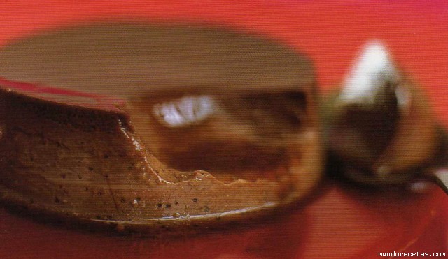 Receta de Flan de caramelo cremoso de chocolate Receta de Flan de caramelo cremoso de chocolate