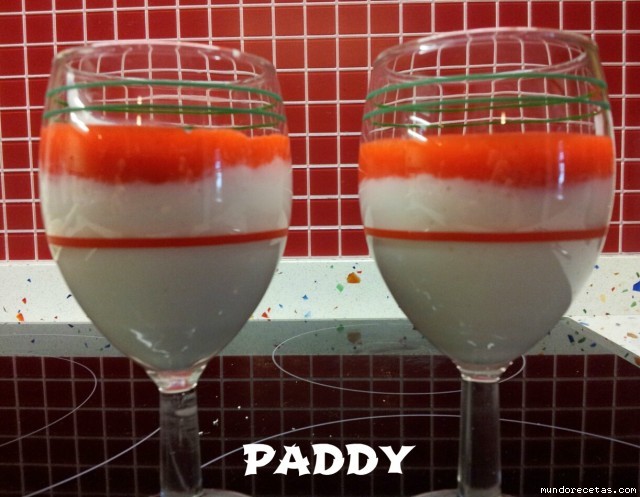 Receta de YOGUR LIQUIDO CON COULIS DE FRUTAS Receta de YOGUR LIQUIDO CON COULIS DE FRUTAS