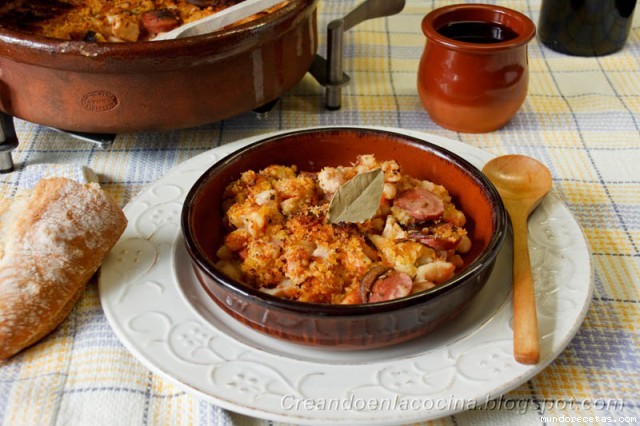 Receta de Cazuela de alubias blancas con pollo y salchichas (Dieta)