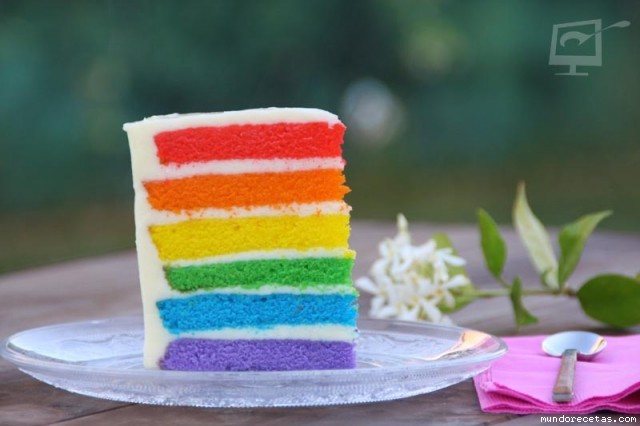 Oven Love: Rainbow Cake
