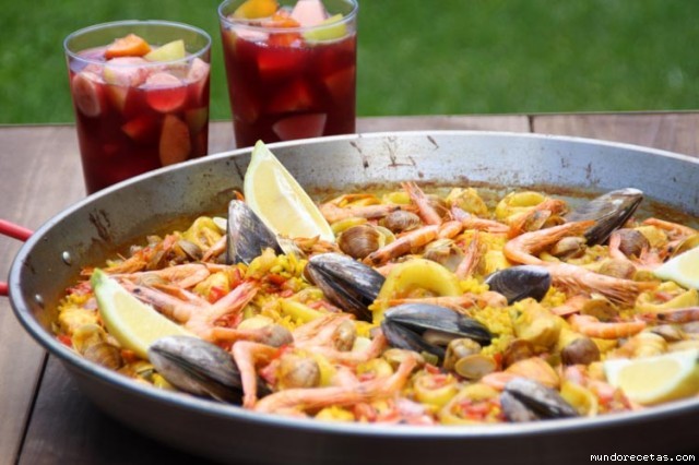 Receta de Paella y Sangría Receta de Paella y Sangría