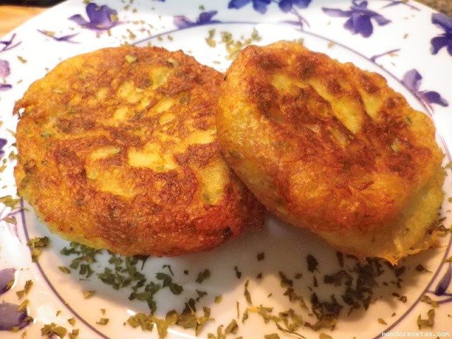Receta de Pataniscas o Buñuelos de bacalao Receta de Pataniscas o Buñuelos de bacalao