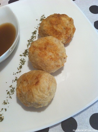 Receta de Albóndigas de atún con salsa de soja y jerez Receta de Albóndigas de atún con salsa de soja y jerez