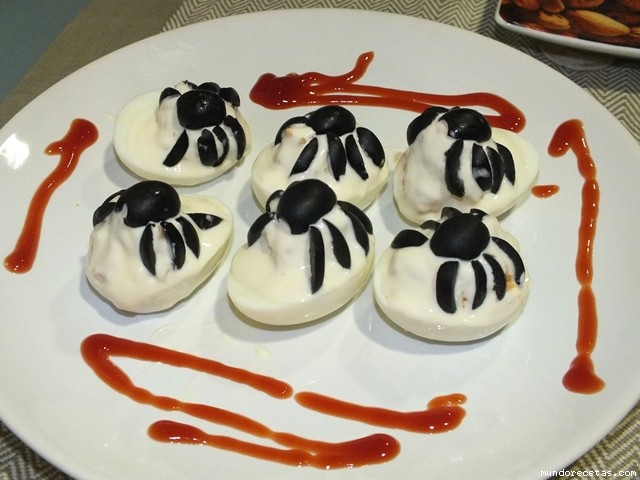 Receta de Huevos Rellenos Halloween Receta de Huevos Rellenos Halloween