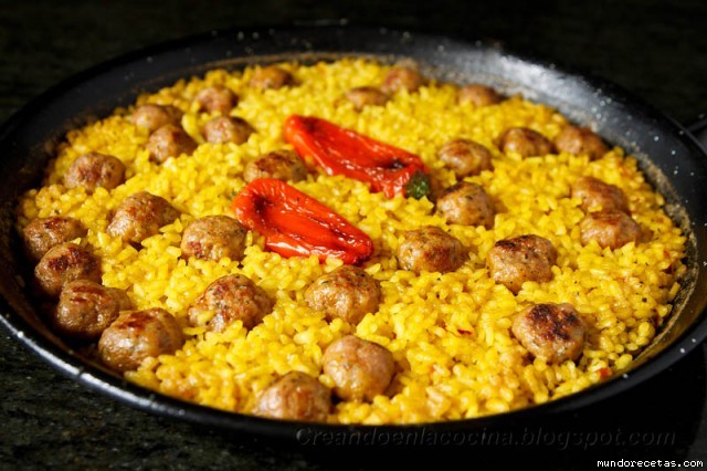 Receta de Paella con albondiguillas (Aprovechando el caldo del cocido) Receta de Paella con albondiguillas (Aprovechando el caldo del cocido)