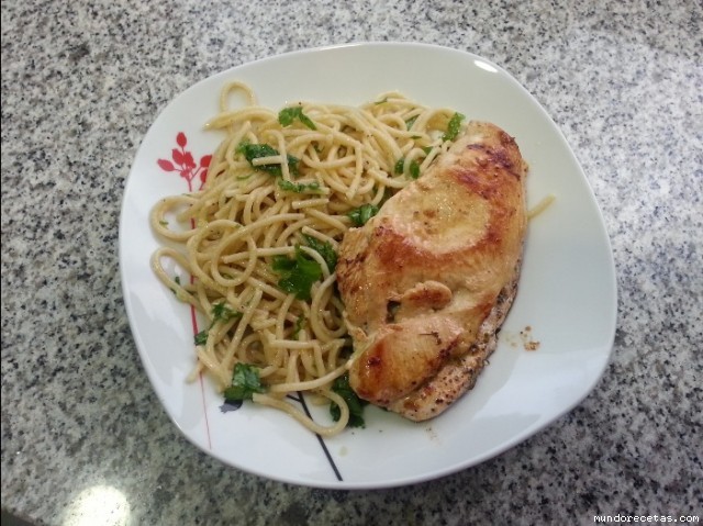 Receta de Pollo aromatizado al limón Receta de Pollo aromatizado al limón
