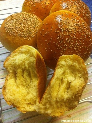 Receta de Panecillos para hamburguesa Receta de Panecillos para hamburguesa