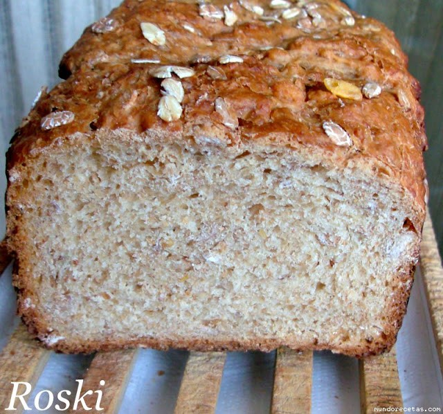 Receta de Pan de Muesli y Zumo de Manzana Receta de Pan de Muesli y Zumo de Manzana
