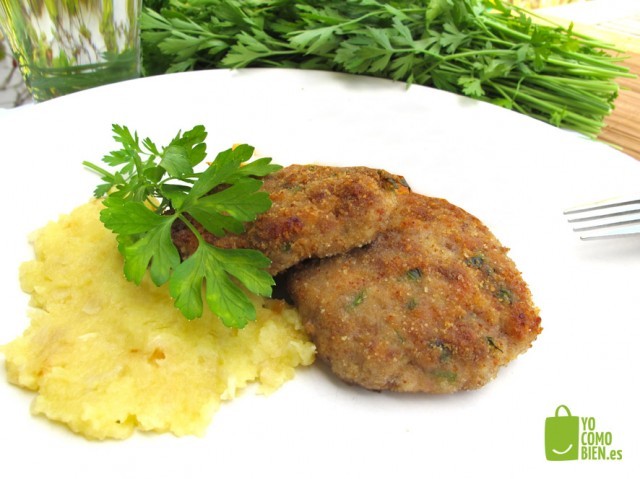 Receta de FILETES RUSOS CON SALSA DE MANZANA EXPRÉS Receta de FILETES RUSOS CON SALSA DE MANZANA EXPRÉS