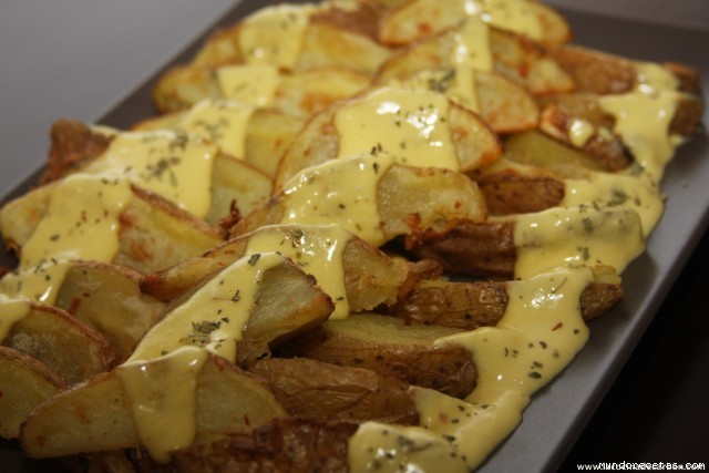 Receta de Patatas Deluxe con falso alioli Receta de Patatas Deluxe con falso alioli