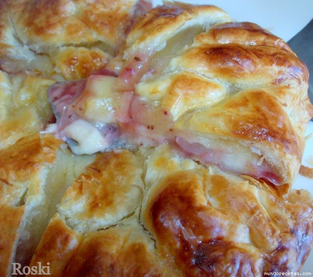 Receta de Paquete de Hojaldre Sirope de Fresa y Queso de Oveja Curado Receta de Paquete de Hojaldre Sirope de Fresa y Queso de Oveja Curado