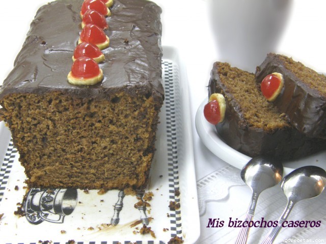 Receta de Bizcocho de plátano y chocolate Receta de Bizcocho de plátano y chocolate